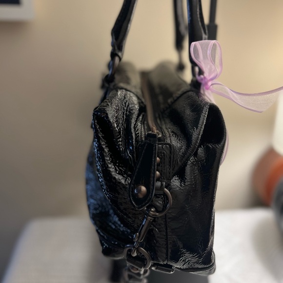 Coach Madison Black Patent Leather Bag 🖤 - Picture 11 of 15